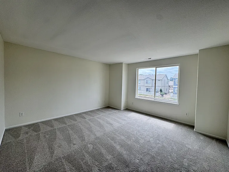 2444 E 127th Pl — Photo 14
