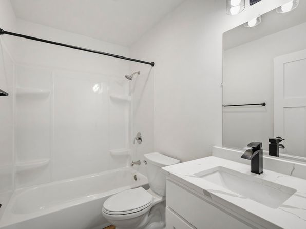 424 E Union St #436