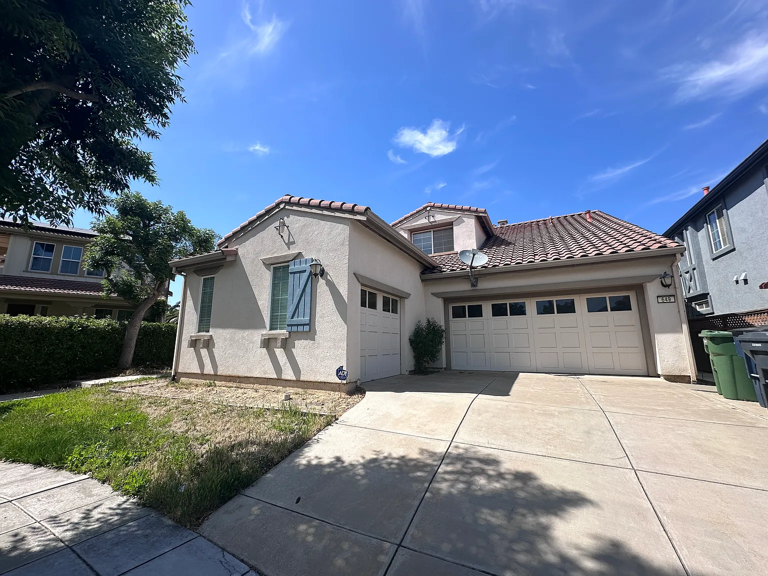 4 bed, 2783 sqft, $3,350 — Photo 1