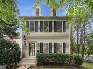 10802 2nd St, Fairfax, VA 22030
