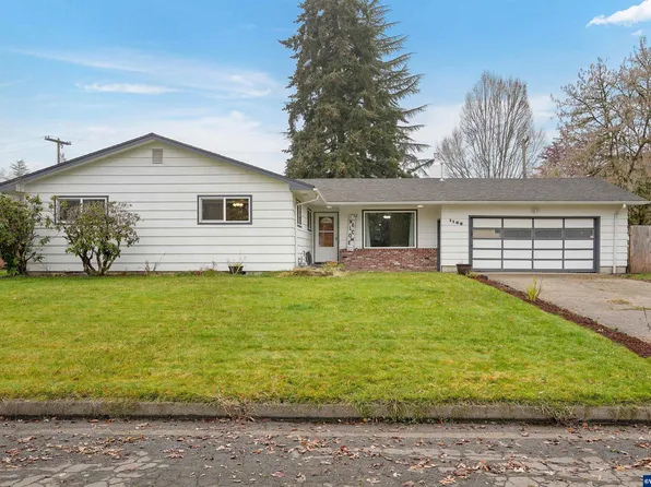 1136 28th Ave SW, Albany, OR 97321