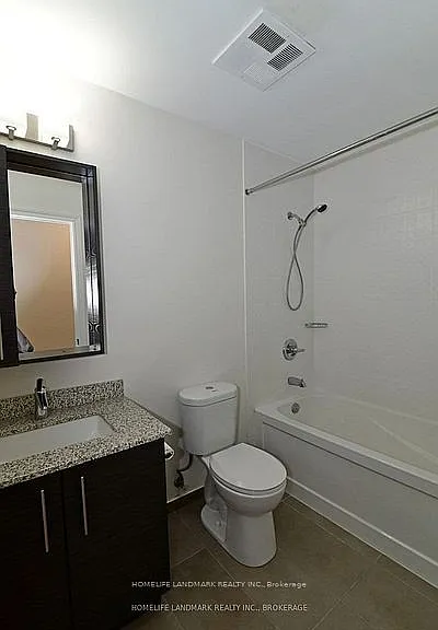 277 S Park Rd #701 — Photo 7