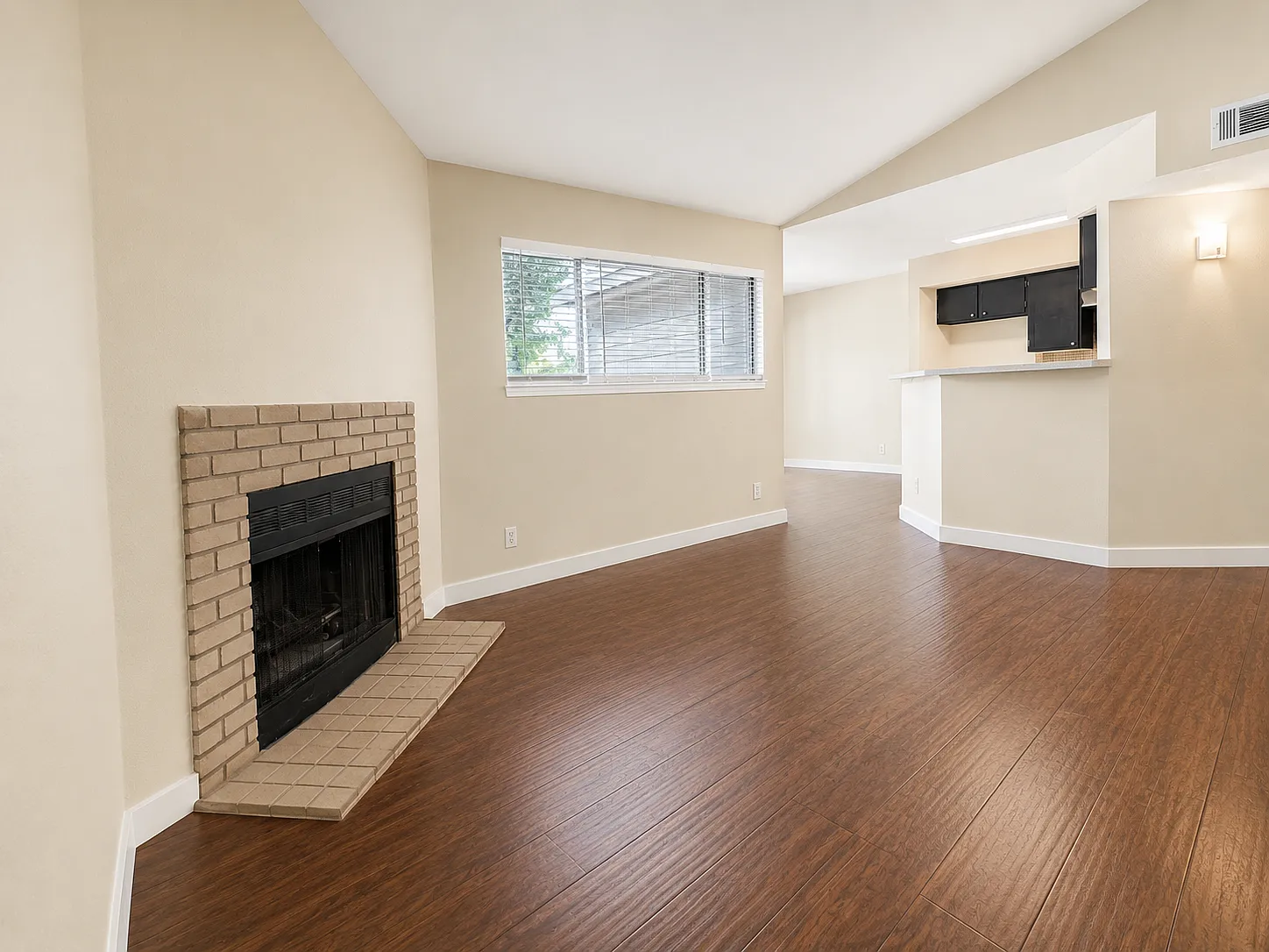 1 bed, 778 sqft, $950 — Photo 2