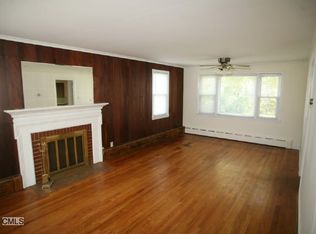 200 Flagler Ave, Stratford, CT 06614