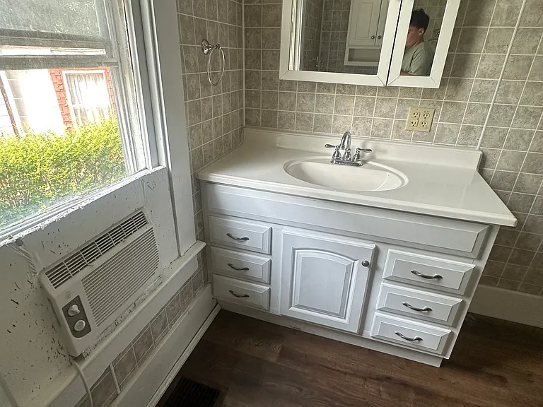 808 S Main St #B — Photo 7