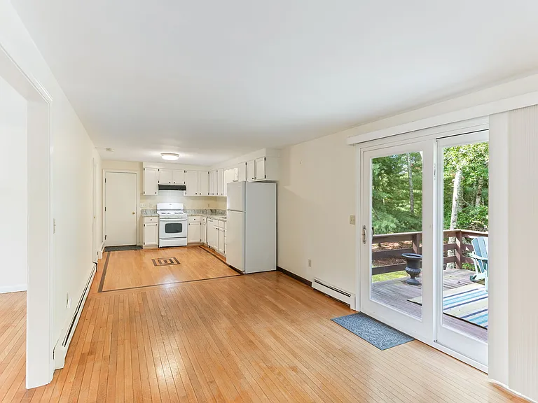 49 Bramblebush Dr — Photo 6