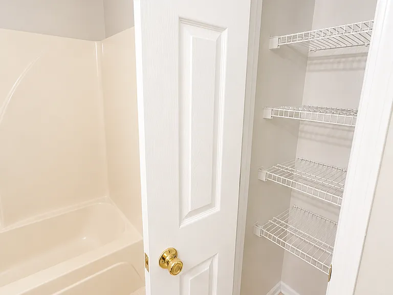 9277 Grove Manor Dr — Photo 12