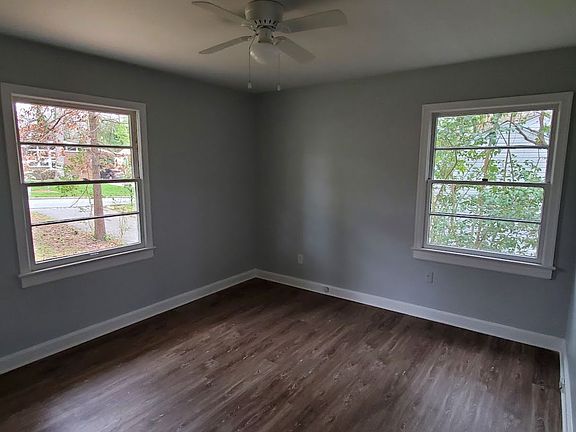 5th image of 2707 Evergreen Dr