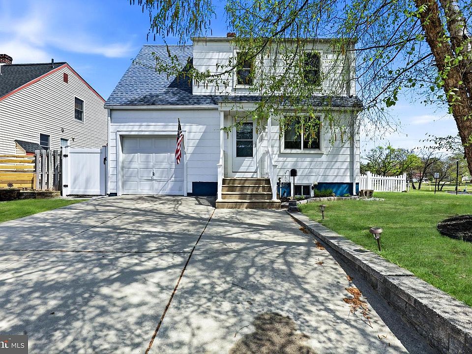 1st image of 133 Oak Ave