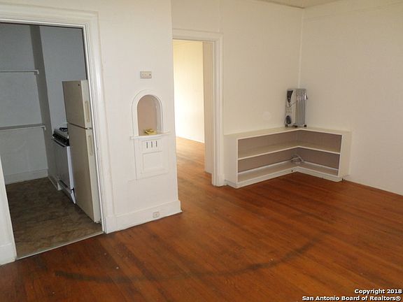 2nd image of 258 Natalen Ave APT 3