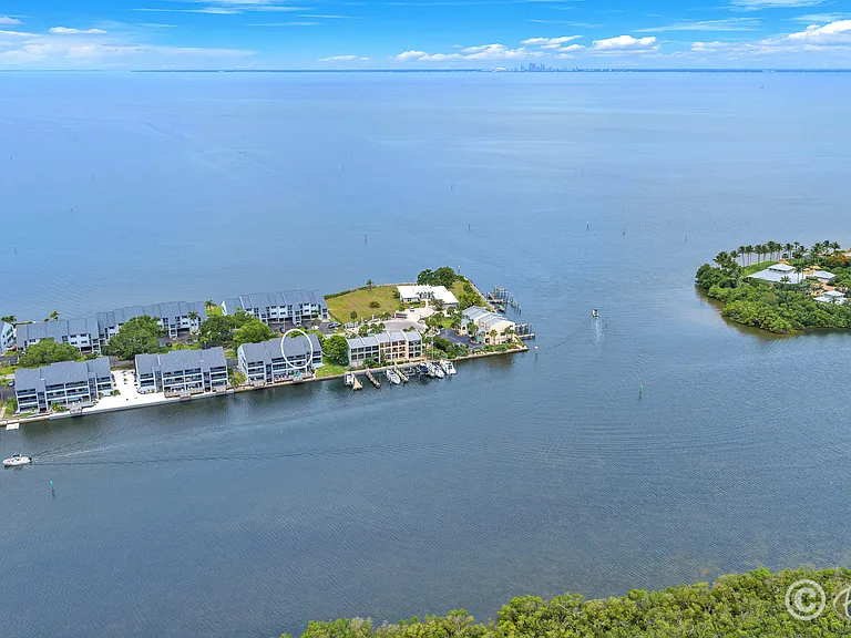 821 Bahia Del Sol Dr #B — Photo 38