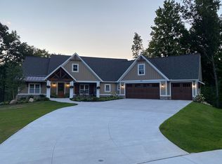 8015 Ella Terrace Ct NE, Rockford, MI 49341