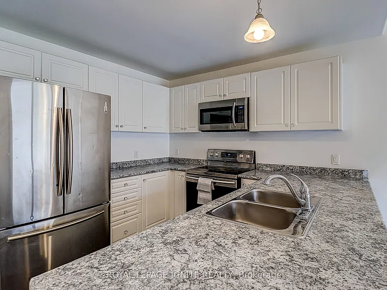 931 Broadway Blvd — Photo 16