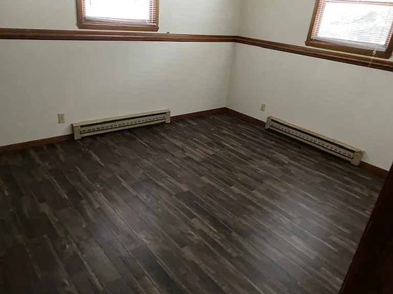 245 Egan St — Photo 6
