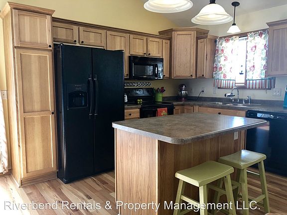 3rd image of 1714 Ponderosa Ln