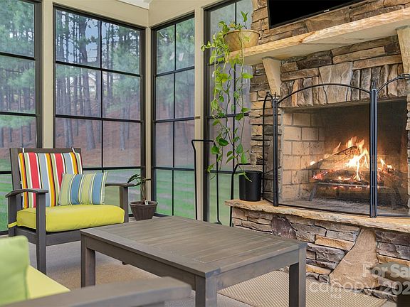5th image of 9052 Mossy Hill Ln
