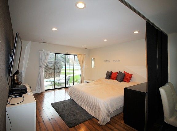 3rd image of 3300 N Carriageway Dr Unit 101