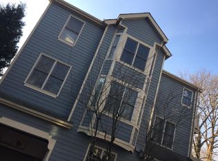 10 Raritan Pointe #10, Lambertville, NJ 08530