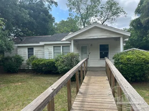 529 E Selina St, Pensacola, FL 32503