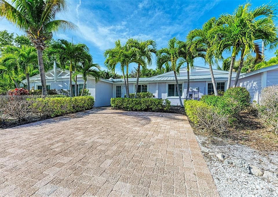 322 64th St #B, Bradenton Beach, FL 34217 | Zillow