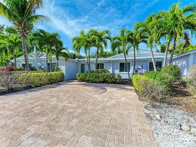 322 64th St #B, Bradenton Beach, FL, 34217