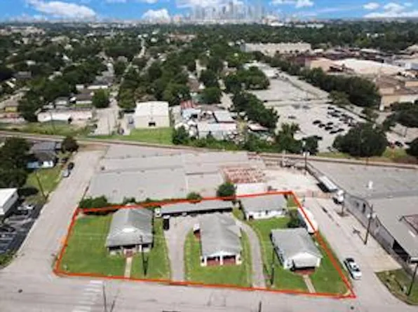 1308 Hughes St #6, Houston, TX 77023
