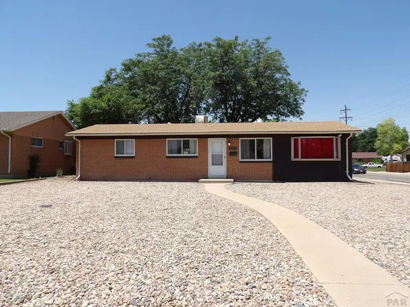 2001 Hollywood Dr, Pueblo, CO 81005