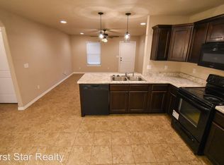 1620 Omaha Dr, Prairie Grove, AR 72753