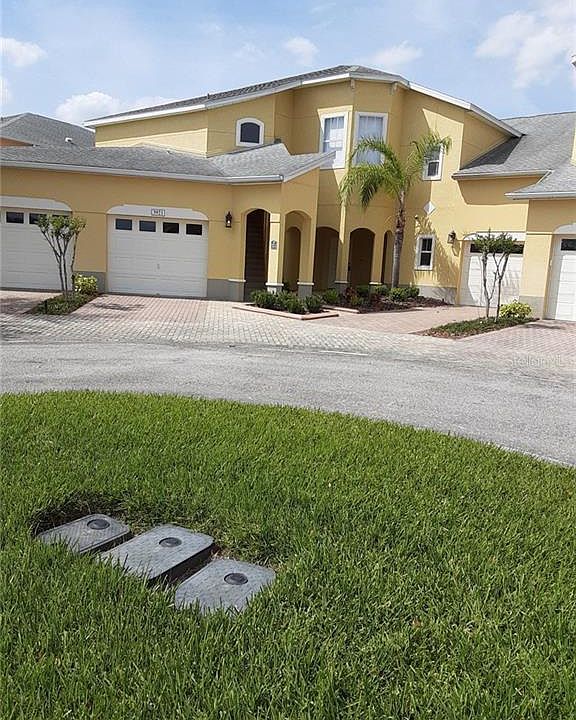 2nd image of 3921 Serenade Ln #3921