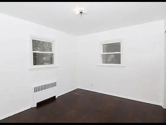 5th image of 606 Liberty Ave