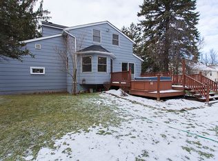 325 Ayer Rd, Williamsville, NY 14221