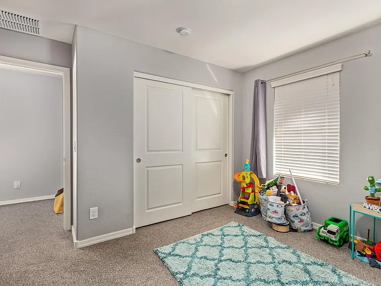 7919 S 8th Way — Photo 28