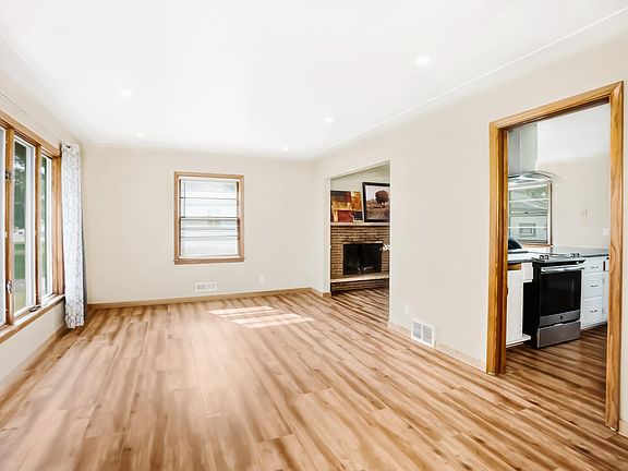 4th image of 6338 Girard Ave S