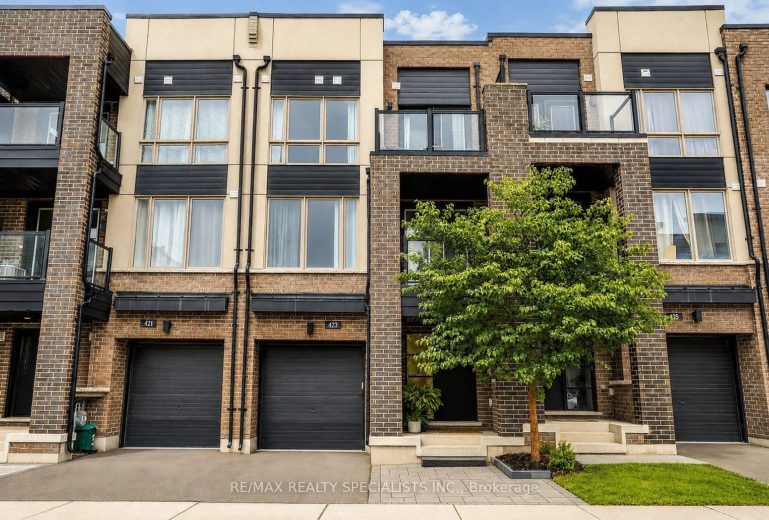2 bed, $3,300 — Photo 1
