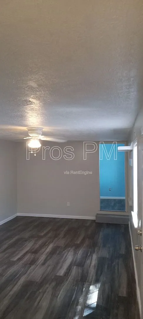 1 bed, 1.0 bath, 360 sqft, $750 — Photo 2
