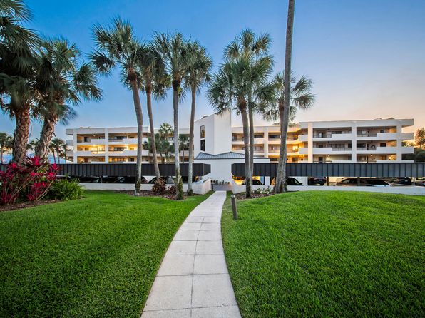 625 NW North River Drive #308, Stuart, FL 34994