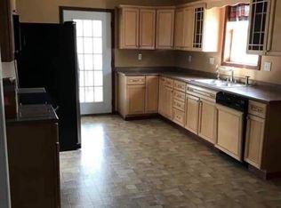 103 N Cadwell Ave APT A, Eagle Grove, IA 50533