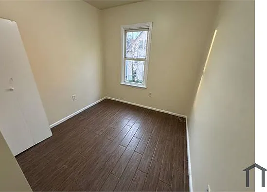 38 Park St #2 — Photo 5
