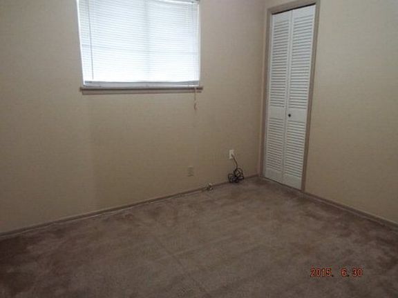 5th image of 2907 Avenue D