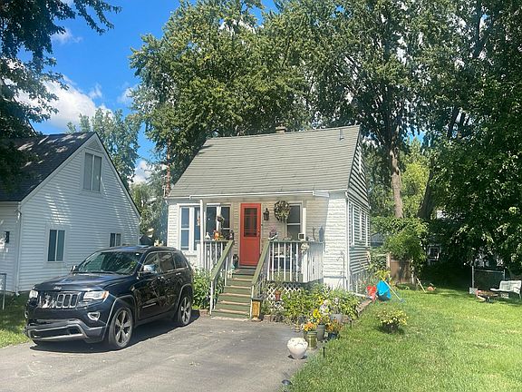 2nd image of 3140 Kenrick St
