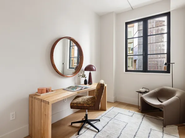 517 West 29th Street image 4 of 14