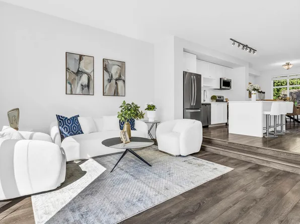 158 171st St #92, Surrey, BC V3Z 0X1