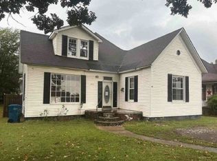 303 N Marion St, Malden, MO 63863