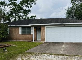 110 Azaelia Dr, Lumberton, TX 77657