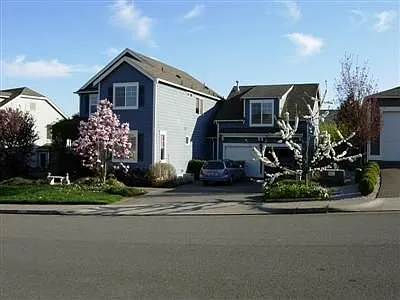 3002 52nd Pl NE photo 1