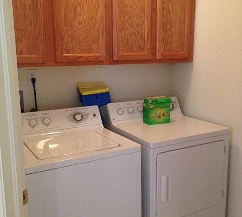 walk in laundry room