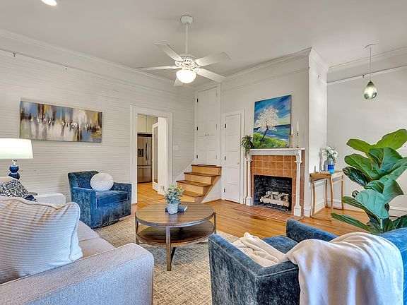 3rd image of 106 Edwards St