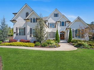 12555 Waters Edge Dr, Milton, GA 30004