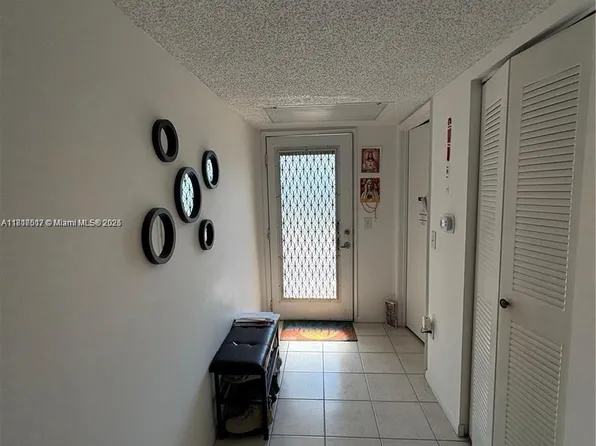 13455 SW 16th Ct APT 212F, Hollywood, FL 33027