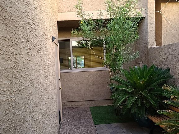 2nd image of 2524 S El Paradiso Dr #27